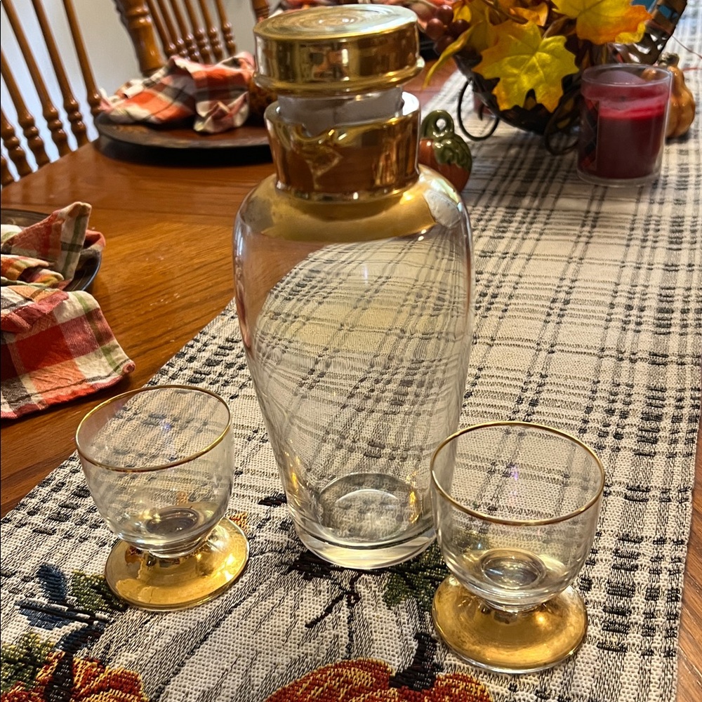 Elegant Gold-Trimmed Glass Decanter Set